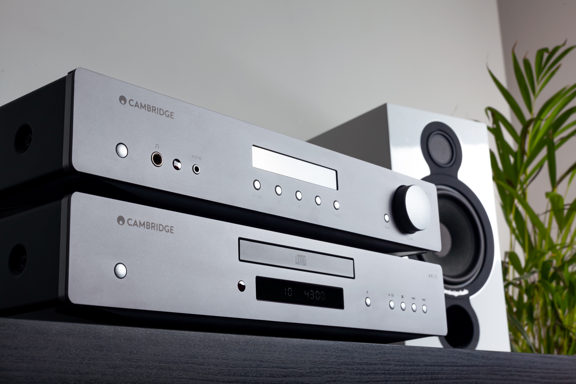 Cambridge Audio AXC35 CD player and AXA35 amplifier review 