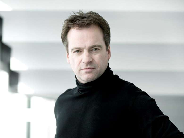 Jonathan Nott to head the Orchestre de la Suisse Romande