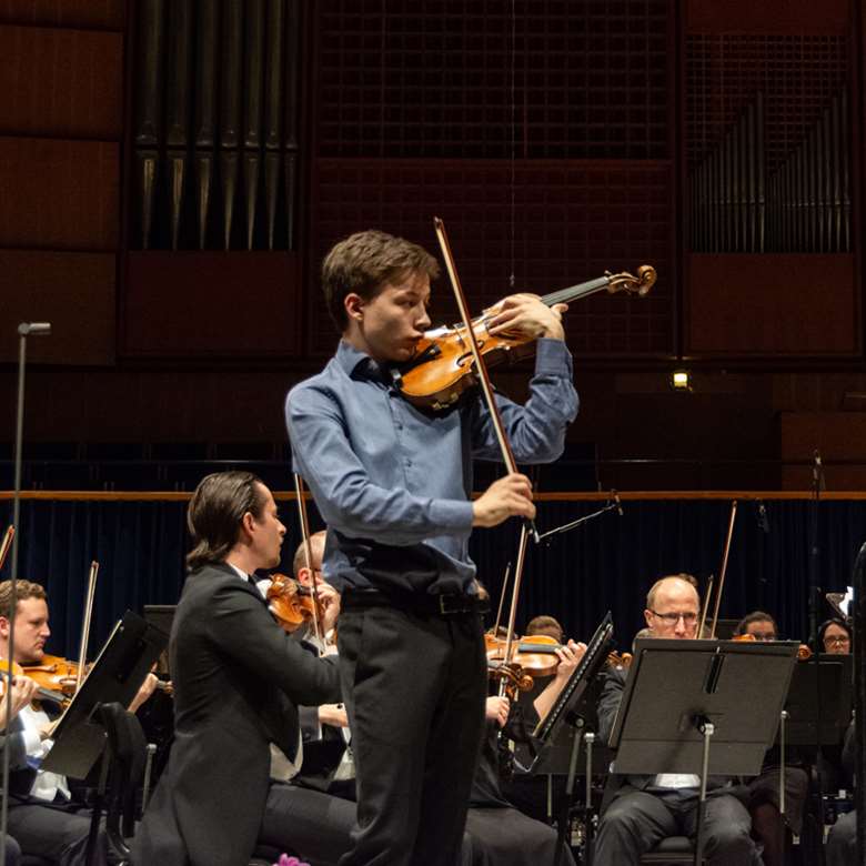 Johan Dalene, winner of the Carl Nielsen violin category (photo: Knud Erik Jørgensen, Odense Symfoniorchester)