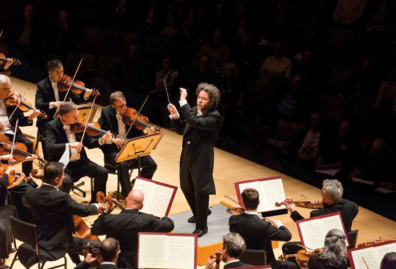 Gustavo Dudamel conducts the LA Philharmonic (photo: Sam Comen)