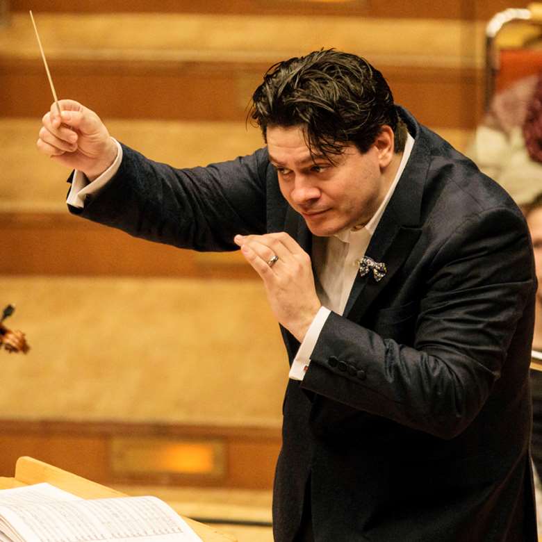 Cristian Măcelaru to take over Orchestre National de France (photo: WDR Joern Neumann)