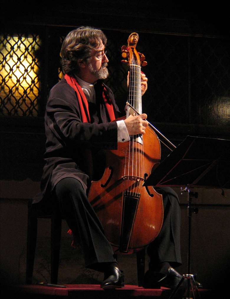 Jordi Savall (photo Vico Chamla)