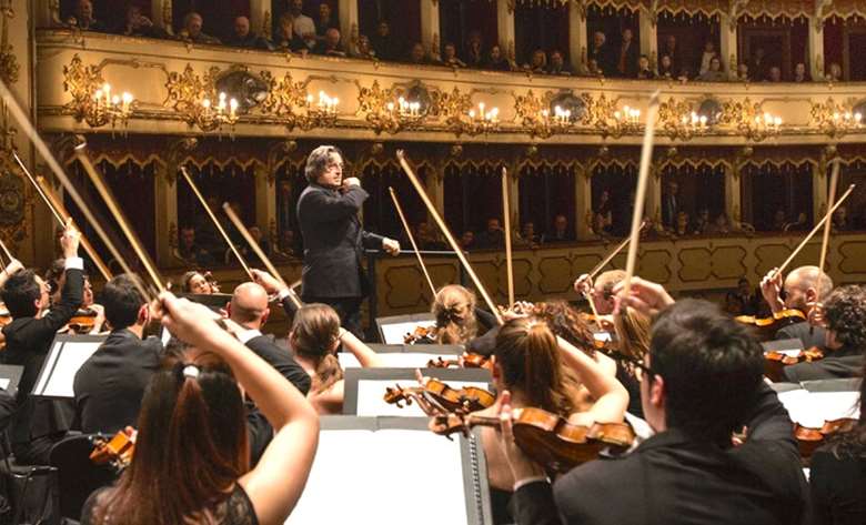 Riccardo Muti conducts the Luigi Cherubini Youth Orchestra, opening artists of the Ravenna Festival (photo: Silvia Lelli)