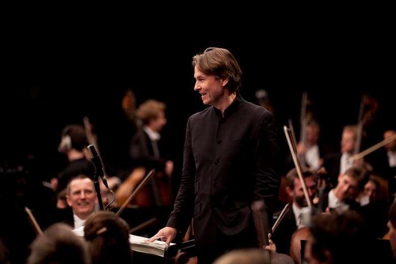 Esa-Pekka Salonen awarded honorary knighthood (photo: Benjamin Ealovega)