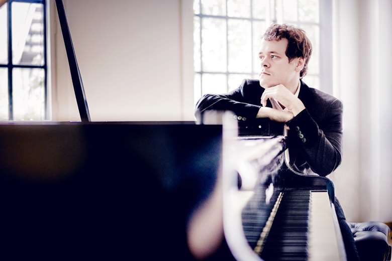 Benjamin Grosvenor is to continue his Decca partnership (photo: Andrej Grilc)