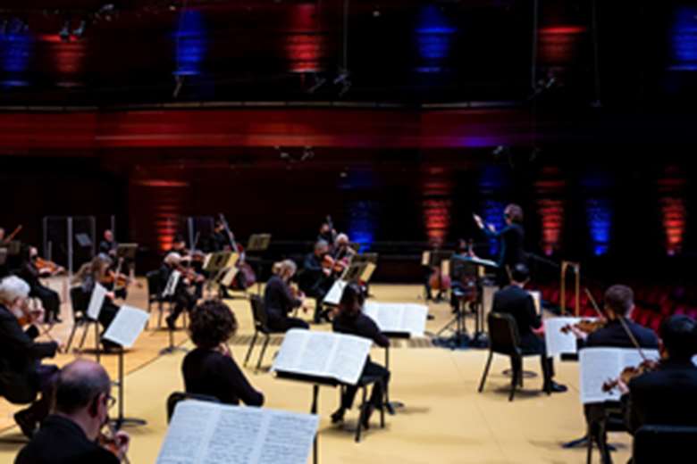 Nathalie Stutzmann conducts The Philadelphia Orchestra [Photo: Jeff Fusco]