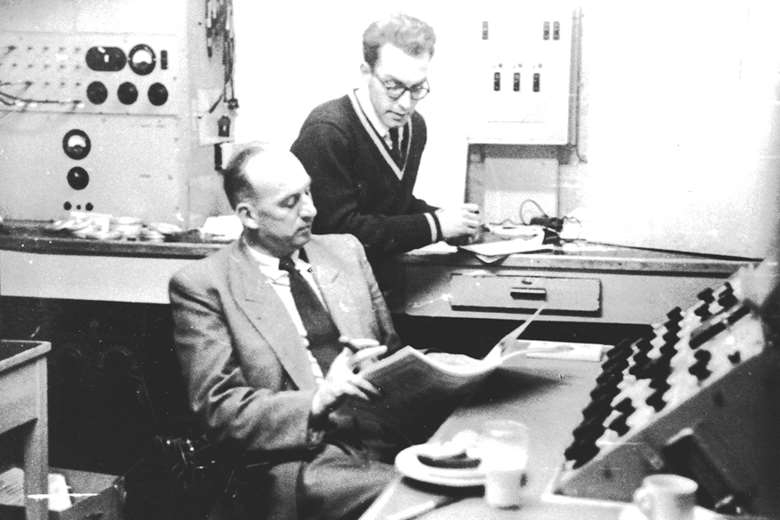 Hans Lauterslager (right), pictured with the Phillips recording engineer Us van der Meulen (photo: Decca)