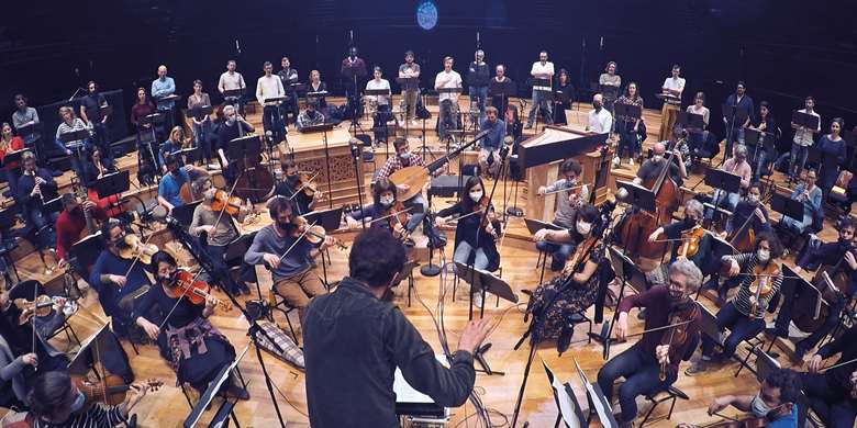 Recording session: French conductor Raphaël Pichon directs his vocal-and-instrumental period ensemble Pygmalion, which he founded in 2006 (photography: Raphaël Wertheimer)