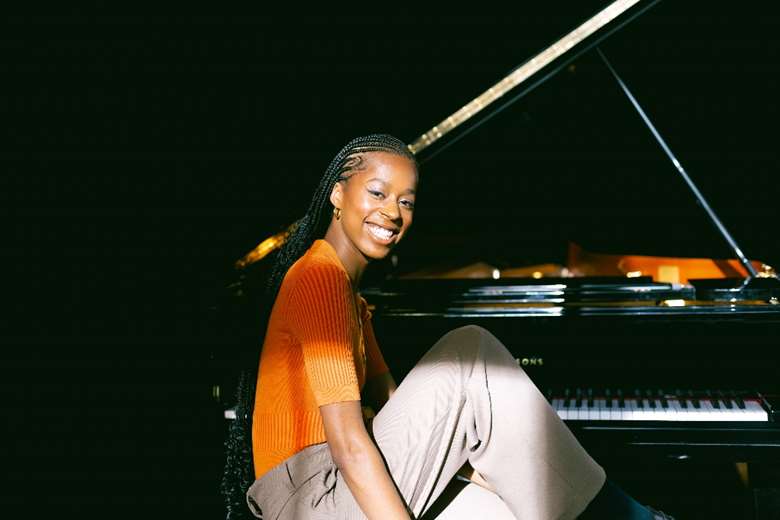 Pianist Jeneba Kanneh-Mason | Photo credit: Johanna Berghorn