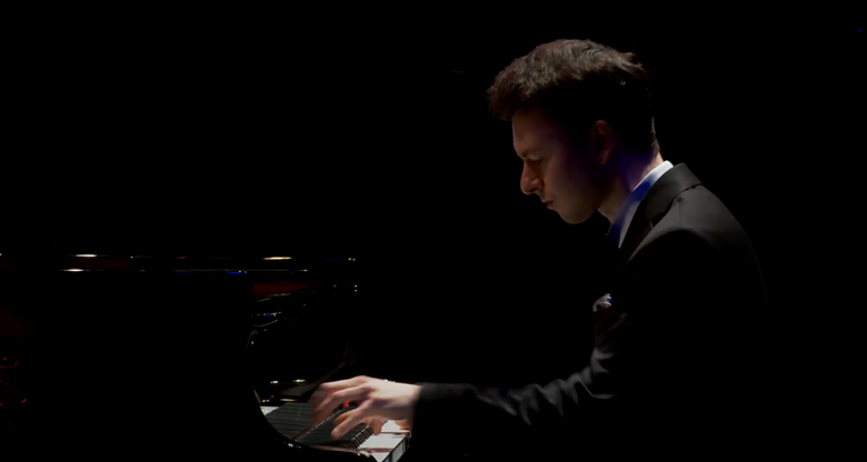 Jonas Aumiller