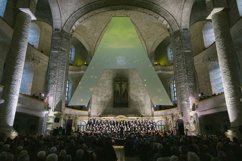 The Dresden premiere of Requiem A (photo: Oliver Killig)