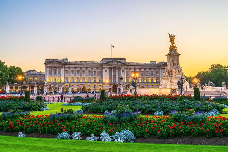 A 150-year-old tradition: those recognised recieved their honours at Buckingham Palace